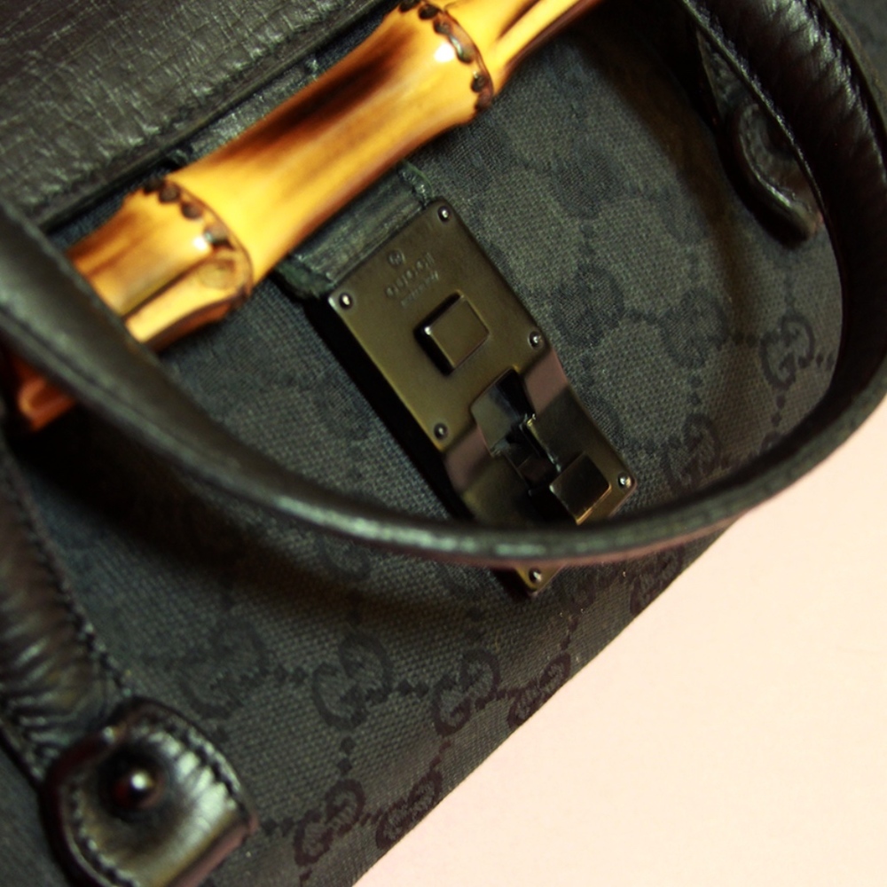 📛SOLD📛 Vintage GUCCI Tom Ford Bamboo Bullet Bag - Picture 7 of 8